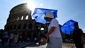 Ola de calor en Europa se desplaza hacia el este y asfixia Alemania