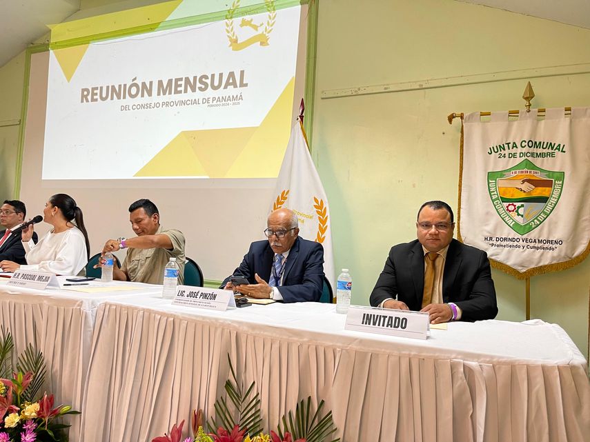 Autoridad de Descentralización presenta requisitos para transferencia de fondos