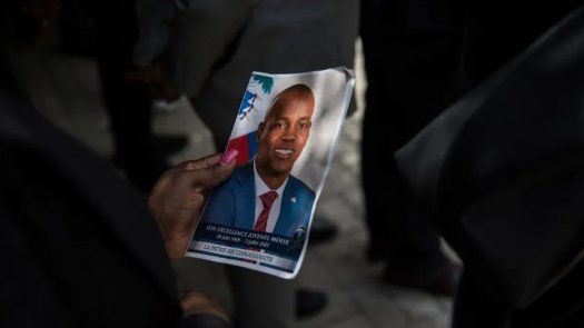 En la investigación sobre el asesinato del presidente el 7 de julio en su domicilio, la policía haitiana dice haber detenido ya a 44 personas,