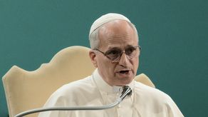 El papa dice que la inteligencia artificial nunca podrá sustituir la cercanía de un médico