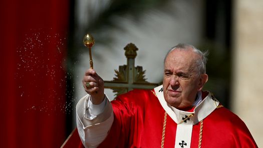 Papa pide una tregua de Pascua en Ucrania para lograr paz