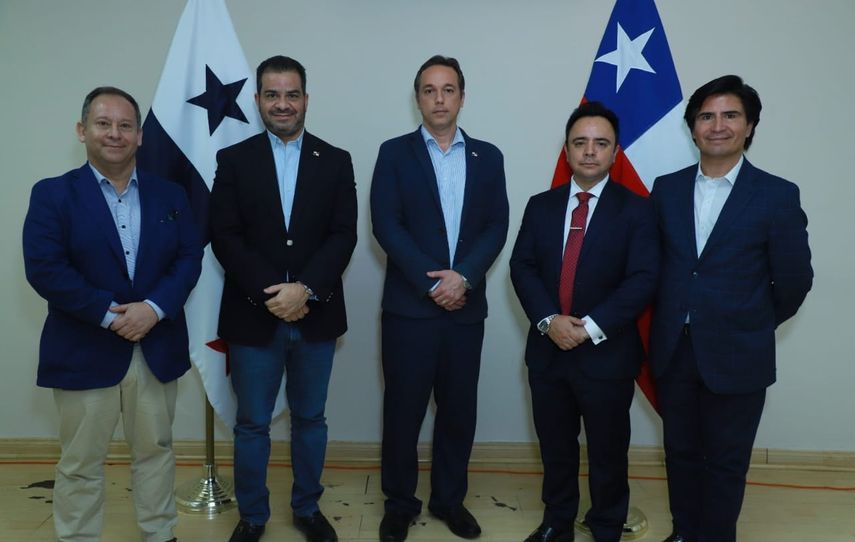 Panamá y Chile estrechan lazos en temas de minería