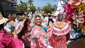 Desfile de las Mil Polleras 2024 impactará positivamente en la región de Azuero