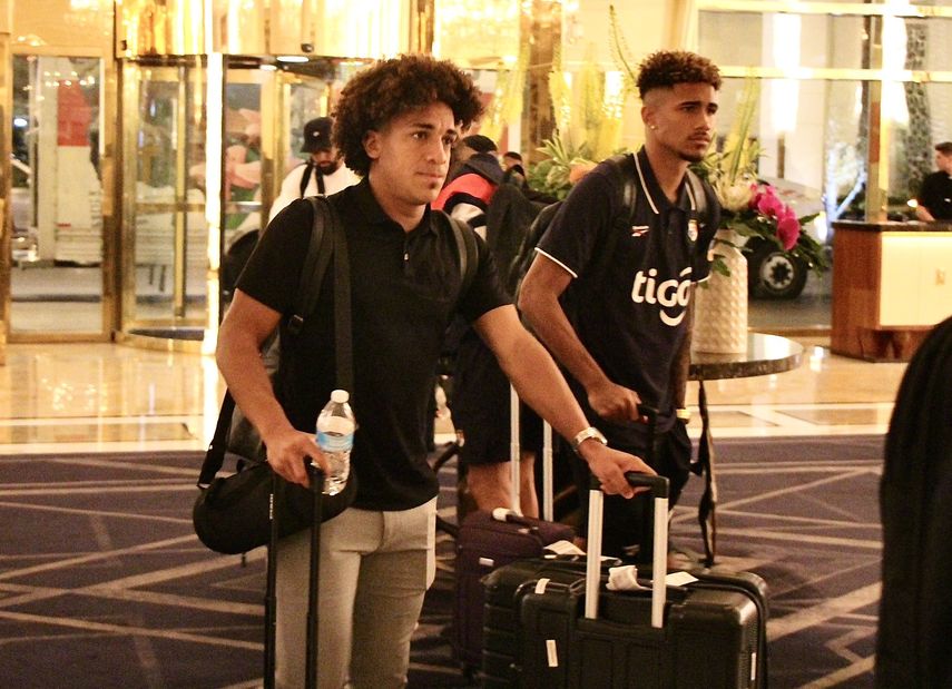 Las novedades de la Selección de Panamá en el equipo fueron la llegada de los jugadores Ismael Díaz, Alberto Quintero, Adalberto Carrasquilla y Aníbal Godoy, todos ya unidos en el hotel de concentración. Las novedades de la Selección de Panamá en el equipo fueron la llegada de los jugadores Ismael Díaz, Alberto Quintero, Adalberto Carrasquilla y Aníbal Godoy, todos ya unidos en el hotel de concentración.