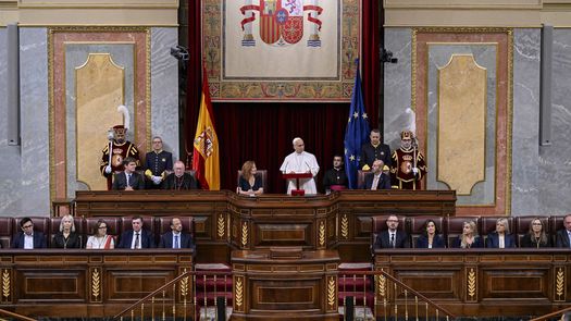 El papa León XIV afirmó este lunes ante los obispos españoles que los abusos sexuales cometidos por miembros del clero constituyen una plaga y llamó a la Iglesia a responder con la escucha, la verdad, la justicia, la reparación. El papa León XIV afirmó este lunes ante los obispos españoles que los abusos sexuales cometidos por miembros del clero constituyen una plaga y llamó a la Iglesia a responder con la escucha, la verdad, la justicia, la reparación.