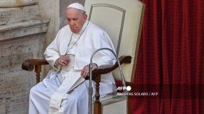 El papa Francisco lamenta el desplazamiento y hambre de miles de birmanos