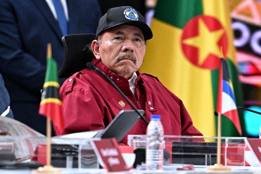 Gobierno de Nicaragua disuelve un gremio de periodistas y otros 14 organismos