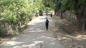 La población de la comarca Ngäbe-Buglé piden a las autoridades mayor inversión en las vías de comunicación y además dar seguimiento a las carreteras que se han construido para evitar que queden en el abandono.