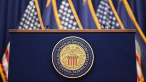 Estados Unidos entra en parálisis presupuestaria y frena agencias federales