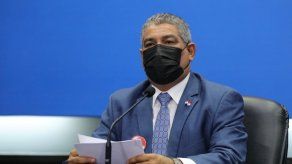 Ministro Luis Francisco Sucre del MINSA.