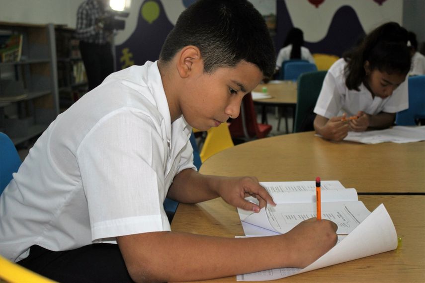 Ante la Asamblea Nacional, la ministra de Educación (Meduca), Maruja Gorday de Villalobos, presentó un proyecto de ley que establece los lineamientos generales para la implementación de la modalidad flexible en el sistema educativo. Ante la Asamblea Nacional, la ministra de Educación (Meduca), Maruja Gorday de Villalobos, presentó un proyecto de ley que establece los lineamientos generales para la implementación de la modalidad flexible en el sistema educativo.