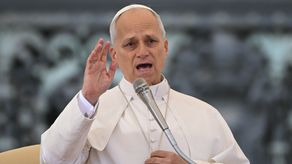 El papa recuerda un 2025 marcado por la guerra y la muerte del añorado Francisco