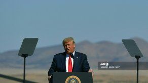 Trump dice estar listo para sacar a Sudán de lista de países que apoyan el terrorismo