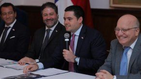 Panamá firma convenio binacional para la Estrategia Digital