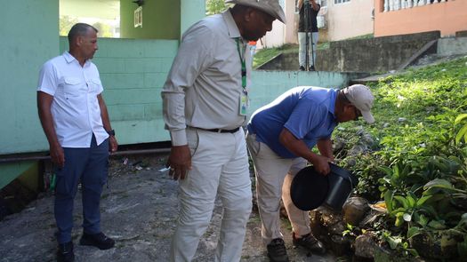 El distrito de San Miguelito ha logrado una importante disminución de los casos de dengue. Hasta la semana epidemiológica N.º 19 se han reportado 230 casos, lo que representa una reducción de más de mil contagios en comparación con el mismo período del año pasado. El distrito de San Miguelito ha logrado una importante disminución de los casos de dengue. Hasta la semana epidemiológica N.º 19 se han reportado 230 casos, lo que representa una reducción de más de mil contagios en comparación con el mismo período del año pasado.