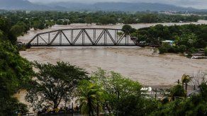 Iota se disipó sobre El Salvador tras dejar una ola de muertes en Centroamérica