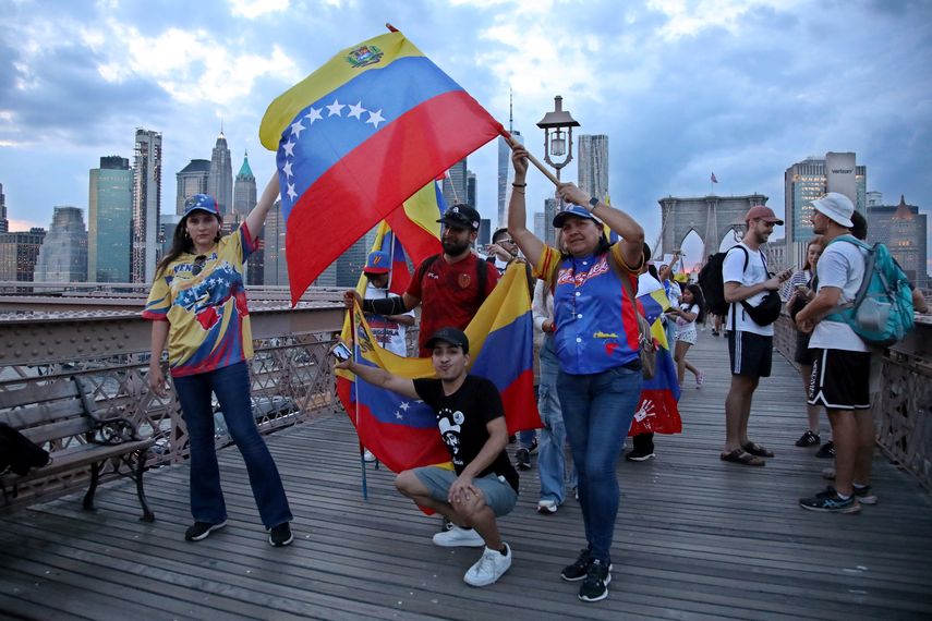 Gobierno de Trump revoca estatuto de protección para venezolanos ¿Qué significa?