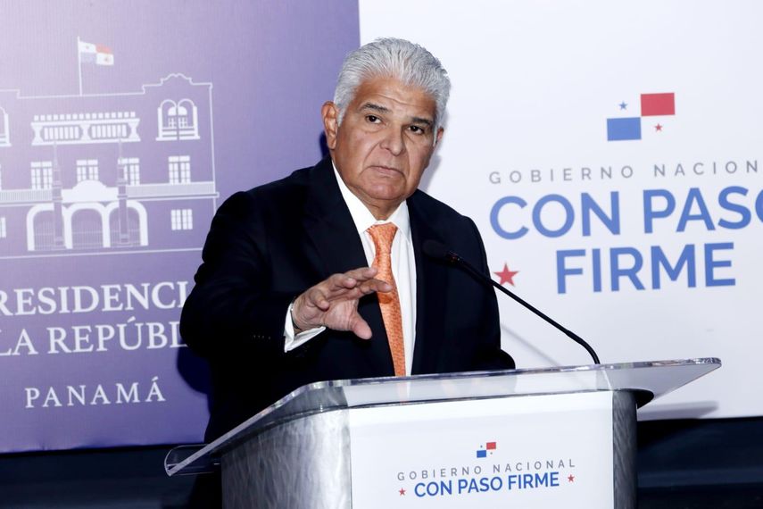 Mulino sobre marina privada de Louis Sola: Que vaya viendo dónde va a hacer negocios