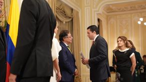 Vicepresidente Carrizo presentó saludos al nuevo presidente de Colombia Gustavo Petro