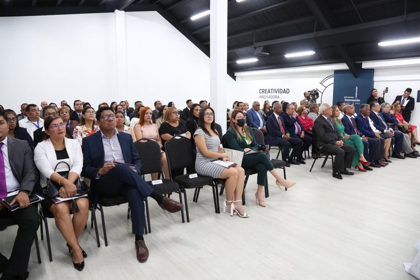 Desde Senacyt informaron que el diplomado capacitará al personal a nivel gubernamental en el desarrollo de procesos administrativos. Desde Senacyt informaron que el diplomado capacitará al personal a nivel gubernamental en el desarrollo de procesos administrativos.