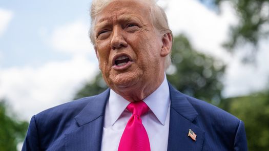 Trump: Hay un 50% de posibilidades, o menos de lograr pacto comercial con UE