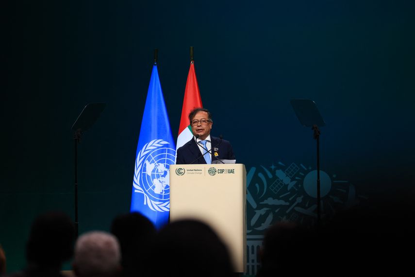 El Fondo Monetario Internacional también mencionan el Plan Financiero para 2024 presentado recientemente por el gobierno del presidente Gustavo Petro. El Fondo Monetario Internacional también mencionan el Plan Financiero para 2024 presentado recientemente por el gobierno del presidente Gustavo Petro.