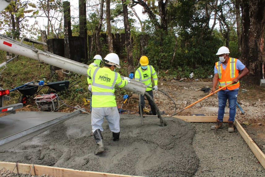 MOP inicia construcción de carretera Caimitillo - Pmá. Norte