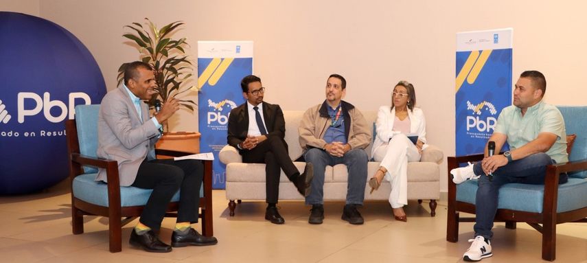 Desde el MEF indican que la modernización de la gestión pública pasa a través de focalizar la asignación de recursos a las necesidades de la gente. Desde el MEF indican que la modernización de la gestión pública pasa a través de focalizar la asignación de recursos a las necesidades de la gente.