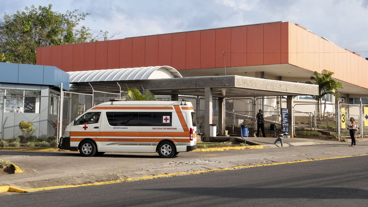 El Ministerio de Salud de Costa Rica confirmó este lunes la circulación de la nueva variante de la influenza A H3N2 subtipo K y pidió a la población reforzar los cuidados preventivos. El Ministerio de Salud de Costa Rica confirmó este lunes la circulación de la nueva variante de la influenza A H3N2 subtipo K y pidió a la población reforzar los cuidados preventivos.