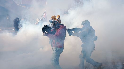 El expresidente de Estados Unidos Barack Obama (2009 -2017) y su esposa, Michelle Obama, declararon en un comunicado este domingo que la muerte de un ciudadano de Mineápolis a manos de un agente federal de inmigración ayer debería ser una llamada de atención para todos los estadounidenses. El expresidente de Estados Unidos Barack Obama (2009 -2017) y su esposa, Michelle Obama, declararon en un comunicado este domingo que la muerte de un ciudadano de Mineápolis a manos de un agente federal de inmigración ayer debería ser una llamada de atención para todos los estadounidenses.