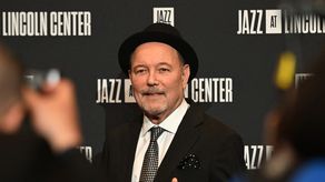 Reeditan en vinilo el disco de Colón y Blades Canciones del Solar