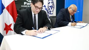 DGI y Unidad de Análisis Financiero firman acuerdo para prevenir evasión fiscal