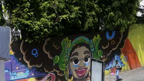 Murales urbanos en Ciudad de Panamá honran la naturaleza y el progreso del país