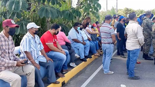 Residentes de Barú exigen construcción de nueva planta potabilizadora