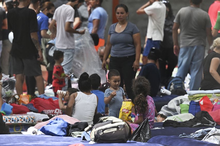 Migración dice que no interviene en venta de boletos aéreos