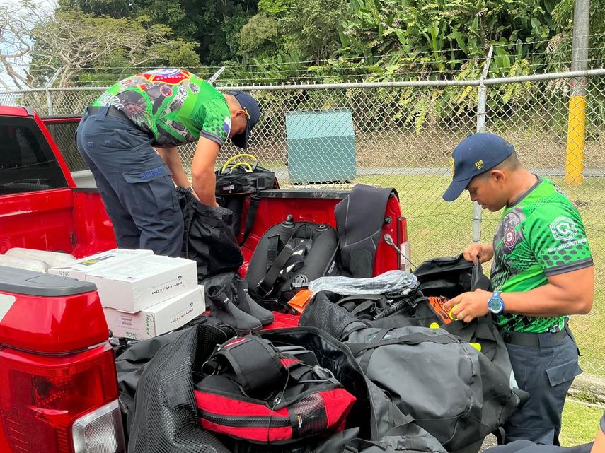 Bomberos mantienen capacitación en situaciones de riesgo o rescate