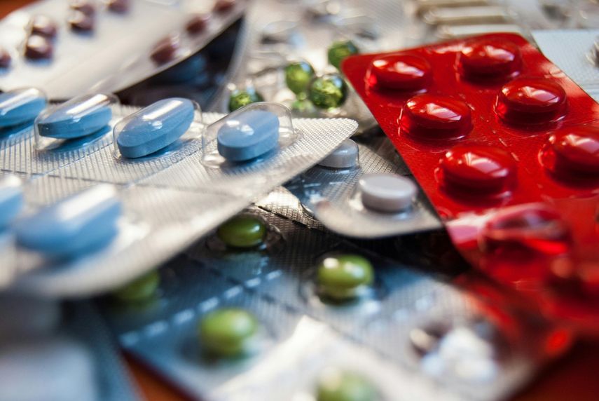 La Caja de Seguro Social (CSS) realizará una licitación pública, por precio único, para la adquisición de 156 renglones de medicamentos antirretrovirales y sustancias controladas, con un valor estimado de B/.58,984,821.54.