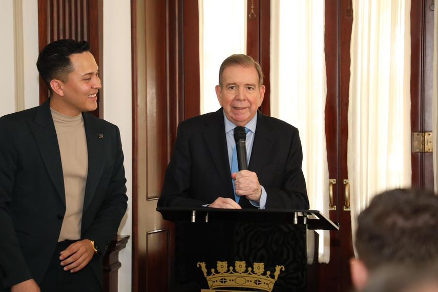 Mizrachi destaca a González Urrutia como símbolo de la defensa de los derechos humanos. Mizrachi destaca a González Urrutia como símbolo de la defensa de los derechos humanos.