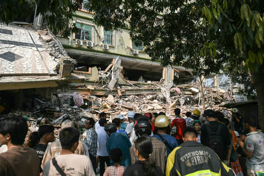 Devastador terremoto en Birmania ya deja más de mil muertos