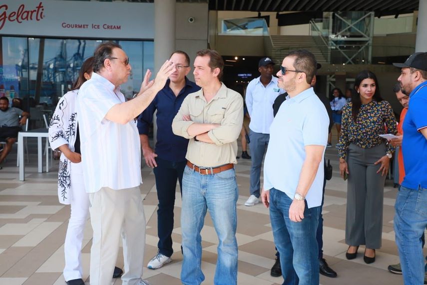Obra en Puerto de Cruceros Colón 2000 Duty Free contará con una inversión cercana a los $50 millones, y que generará cerca de 2000 plazas de empleos directos. Obra en Puerto de Cruceros Colón 2000 Duty Free contará con una inversión cercana a los $50 millones, y que generará cerca de 2000 plazas de empleos directos.