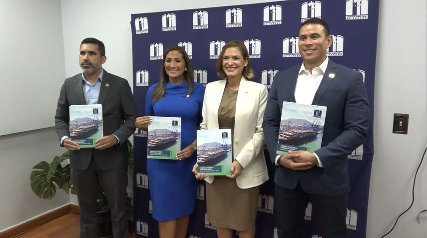 Cámara Marítima de Panamá entregó Visión País 2024-2029