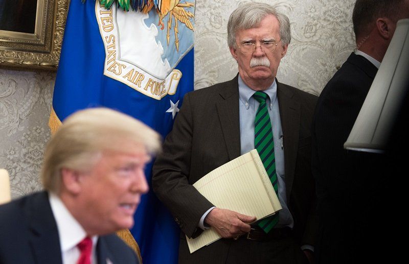 Juez de EEUU permite vender libro sobre Trump potencialmente explosivo