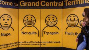 En EEUU vacunados contra covid-19 pueden dejar de usar tapabocas en interiores