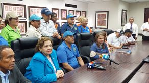 MEDUCA y MEF se comprometen con docentes a saldar pagos atrasados