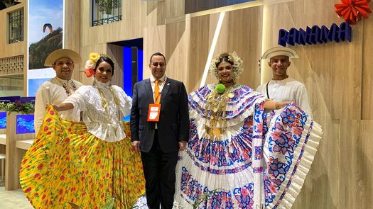 Panamá ya va en el camino correcto nuevamente, tras haber tenido un pequeño retraso en las inversiones privadas en turismo, y está enfocado en el mercado de Europa, según el presidente de la junta directiva de Promtur Panamá, Demetrio Maduro. Panamá ya va en el camino correcto nuevamente, tras haber tenido un pequeño retraso en las inversiones privadas en turismo, y está enfocado en el mercado de Europa, según el presidente de la junta directiva de Promtur Panamá, Demetrio Maduro.