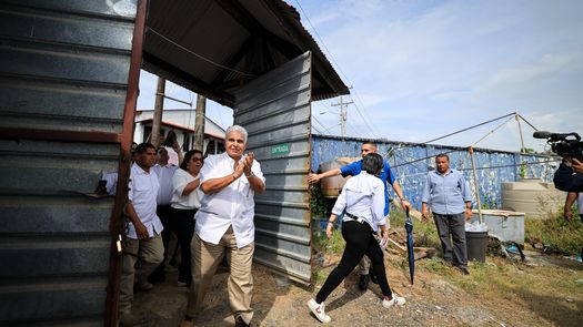 Presidente Mulino reactiva construcción del estadio Roberto Mariano Bula en Colón