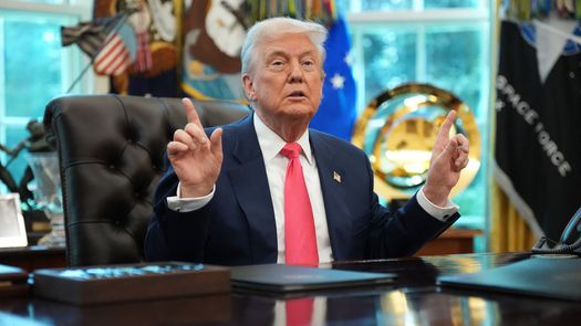 Trump: Zelenski podría acabar la guerra si renuncia a Crimea y la OTAN
