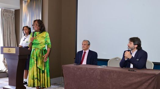 La iniciativa proyecta beneficiar a más de 60 mil estudiantes. La iniciativa proyecta beneficiar a más de 60 mil estudiantes.