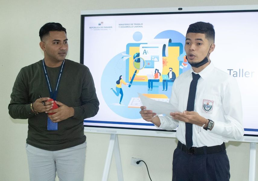 En la escuela de Bugaba