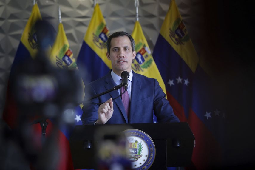 Juan Guaidó viaja a Colombia antes de cumbre por Venezuela